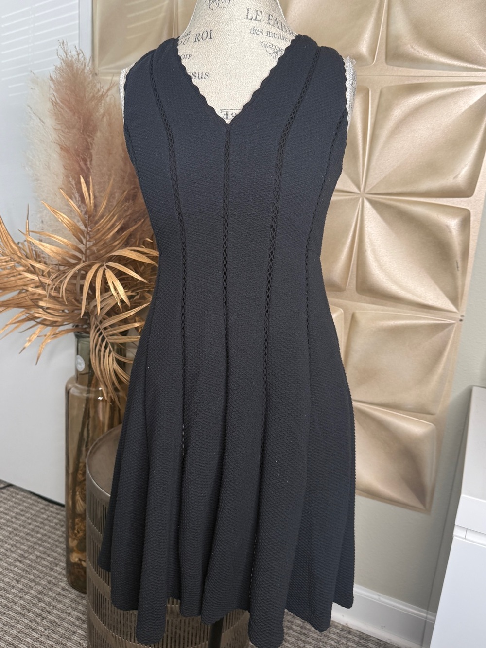 Rebecca Taylor Black Scalloped V-Neck Mini Dress